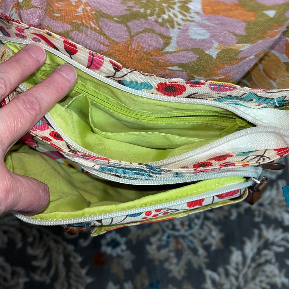 Lily Bloom Cats Floral Crossbody Bag - Picture 7 of 12